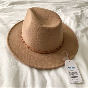 Time and Tru Tan Fedora Hat